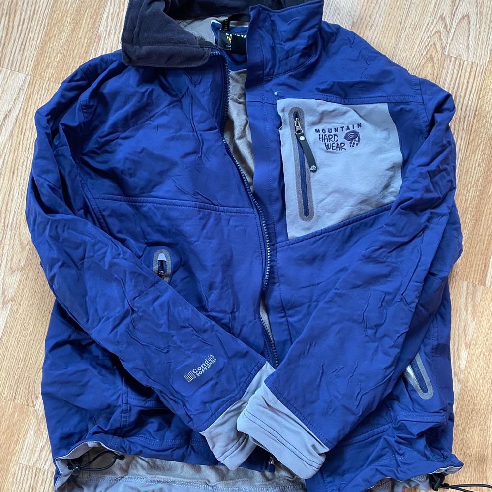 Mountain Hardwear Men's Navy and Gray Performance Jacket